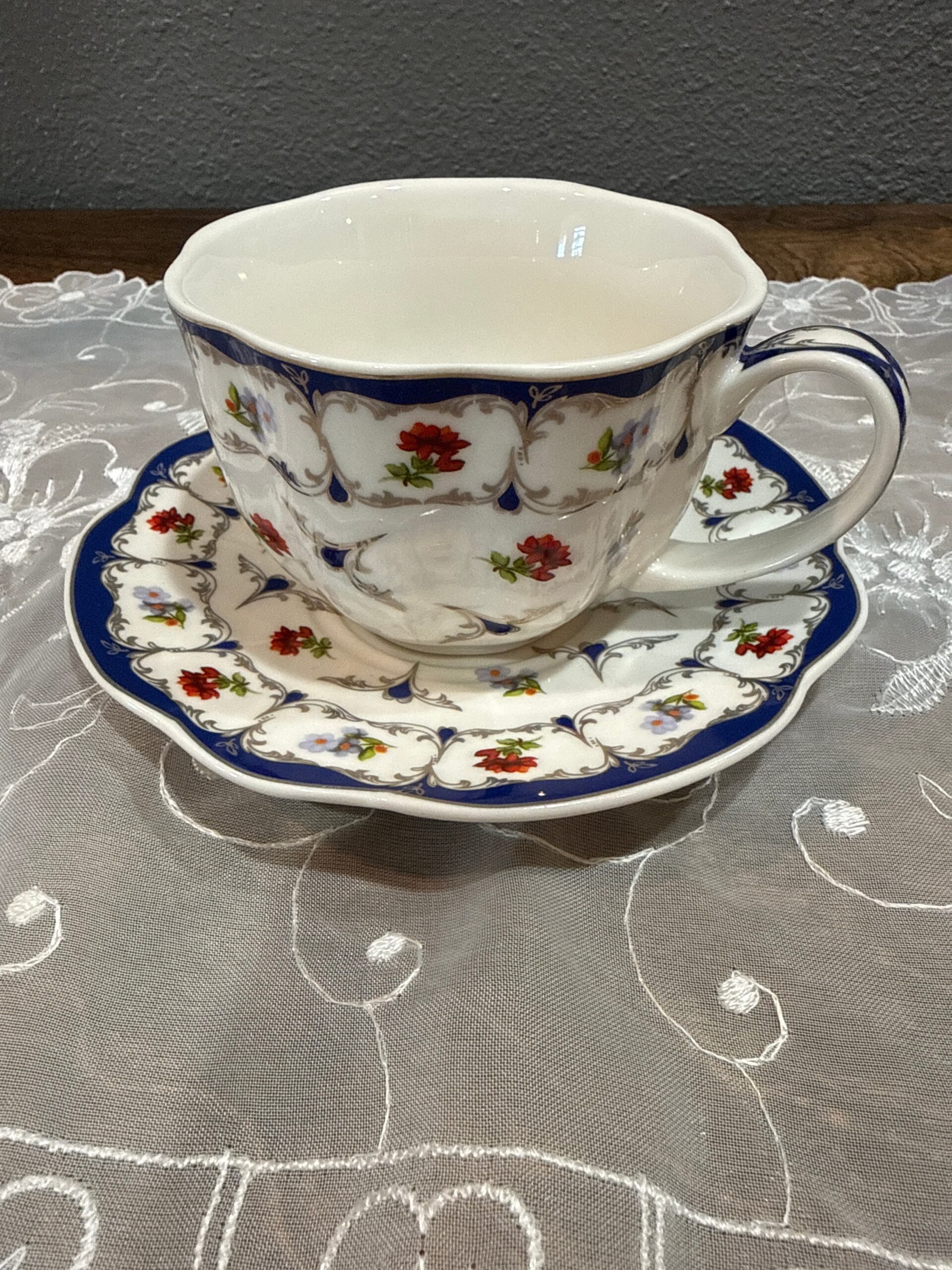 Teacup & Saucer | Grace’s Teaware