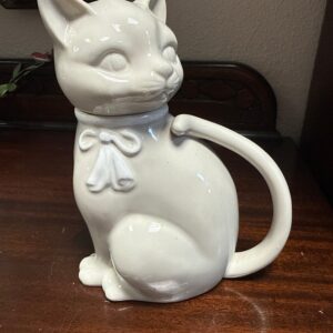 Teapot | White Cat