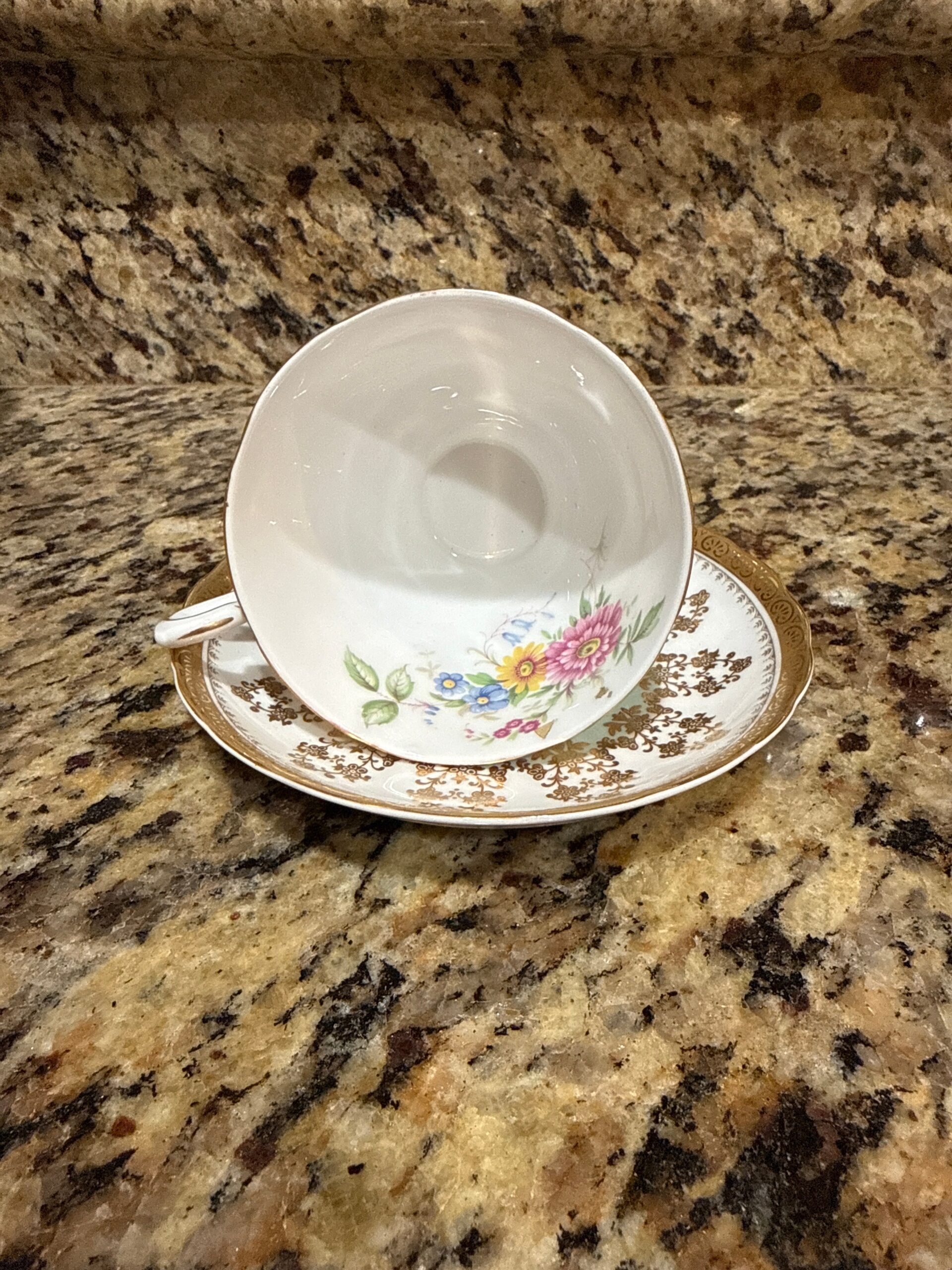 Teacup & Saucer Set | Vintage Royal Tuscan Fine English Bone China - Image 2