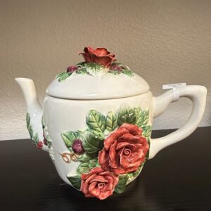 Teapot | Vintage Harry & David Red Roses