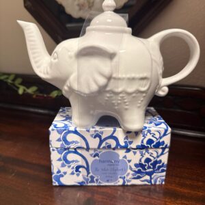 Teapot - White Elephant Cordon Bleu