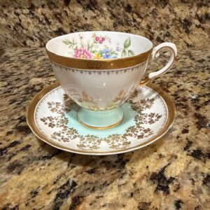 Teacup & Saucer Set | Vintage Royal Tuscan Fine English Bone China